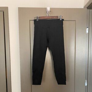 Lorna Jane Black Mesh Insert Leggings M